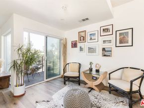 2652 S Mansfield Avenue, Los Angeles CA 90016