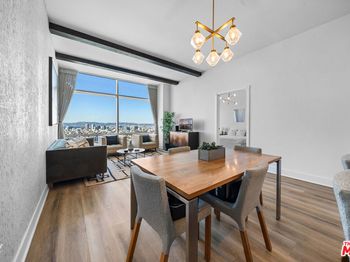 900 W Olympic Boulevard