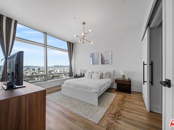900 W Olympic Boulevard 32F, Los Angeles CA 90015