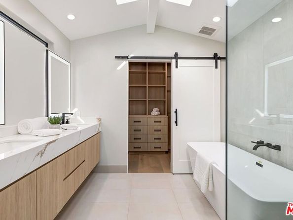 17810 Sabbiadoro Way, Pacific Palisades CA 90272