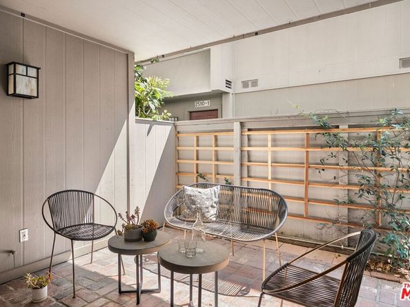 2508 Arizona Avenue 3, Santa Monica CA 90404