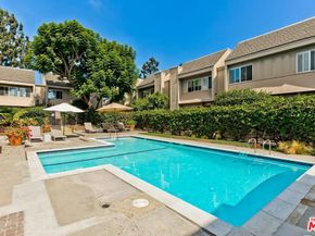 2508 Arizona Avenue 3, Santa Monica CA 90404