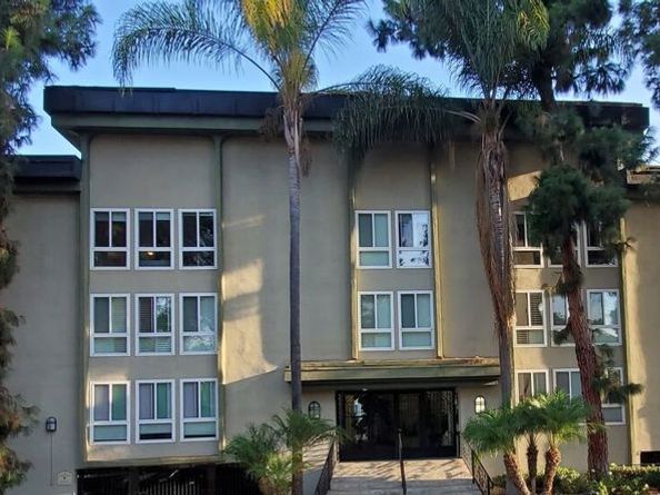 4407 Francis Avenue 210, Los Angeles CA 90005