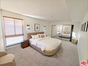 4407 Francis Avenue 210, Los Angeles CA 90005