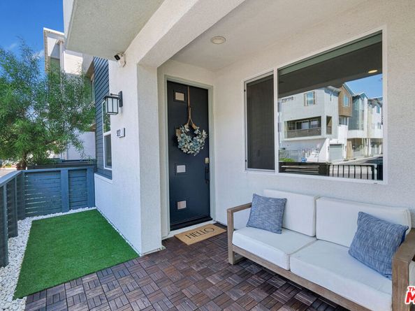 922 E 3rd Street, Santa Ana CA 92701