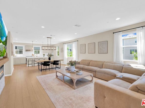 922 E 3rd Street, Santa Ana CA 92701