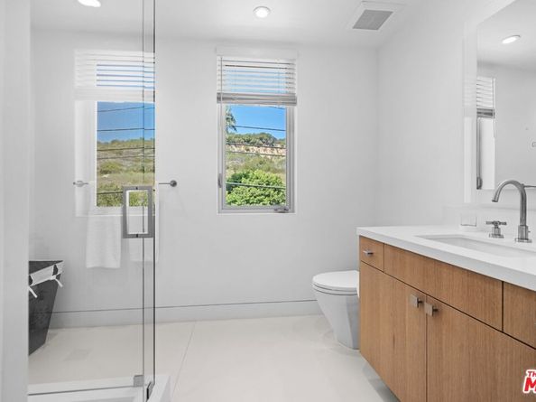 24380 Malibu Road, Malibu CA 90265