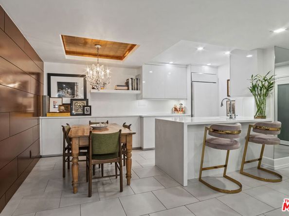1230 Horn Avenue 304, West Hollywood CA 90069