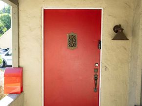 3411 Larga Avenue, Los Angeles CA 90039