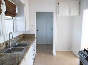 3411 Larga Avenue, Los Angeles CA 90039