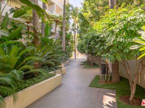 1131 Alta Loma Road 109, West Hollywood CA 90069