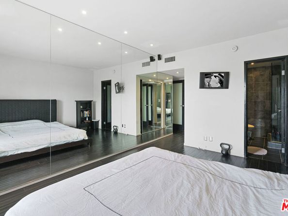 1131 Alta Loma Road 109, West Hollywood CA 90069