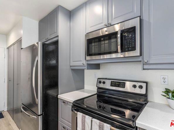 28521 Conejo View Drive, Agoura Hills CA 91301