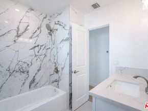 5822 Saloma Avenue, Sherman Oaks CA 91411