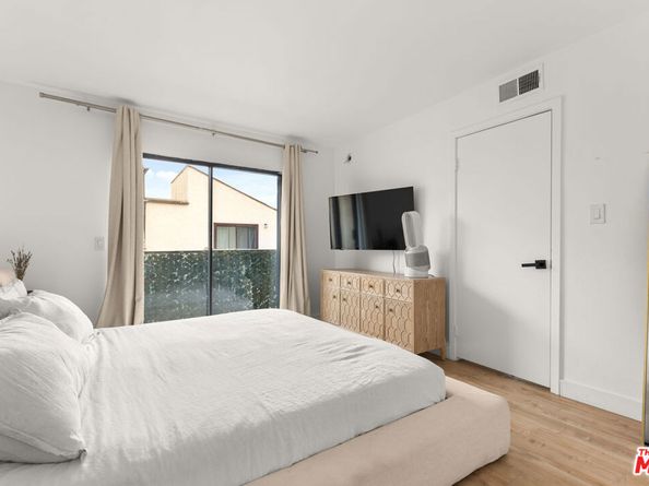 746 N Eucalyptus Avenue 21, Inglewood CA 90302