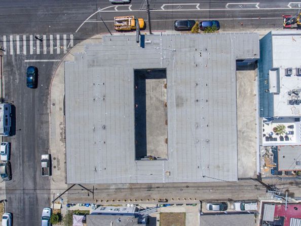 4905 W Adams Boulevard, Los Angeles CA 90016