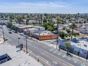 4905 W Adams Boulevard, Los Angeles CA 90016