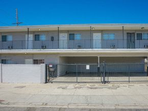 4905 W Adams Boulevard, Los Angeles CA 90016