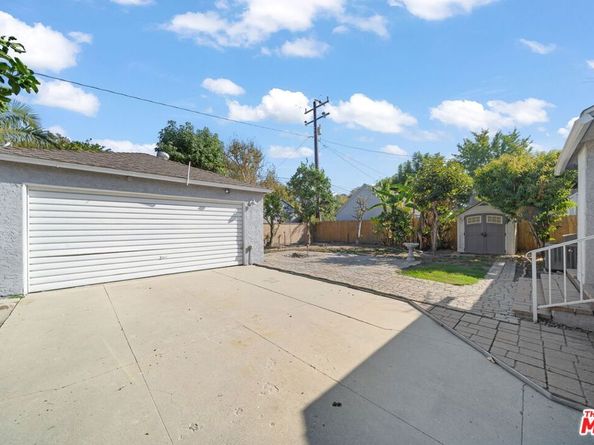 2420 Roycroft Avenue, Long Beach CA 90815