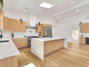 4516 W 63rd Street, Los Angeles CA 90043