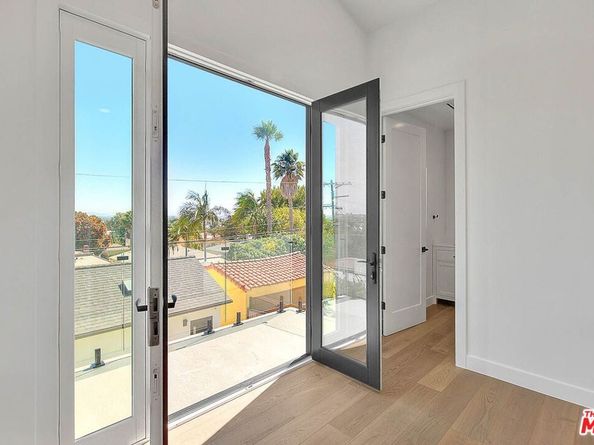 4516 W 63rd Street, Los Angeles CA 90043