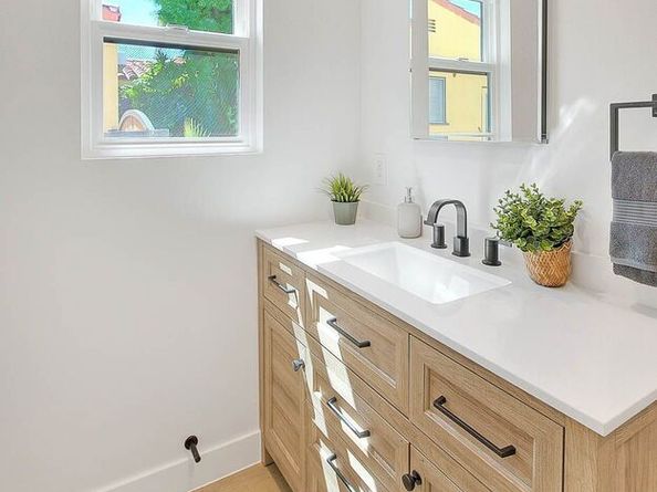 4516 W 63rd Street, Los Angeles CA 90043