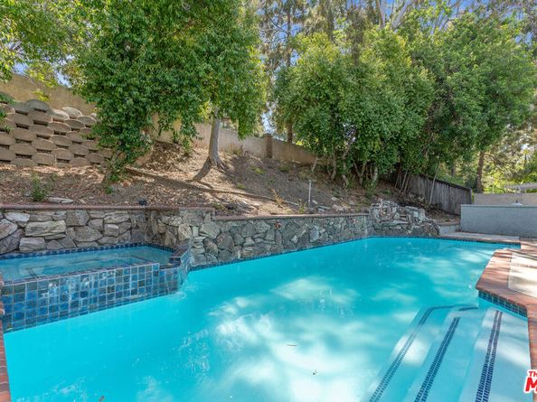 19 Rippling, Irvine CA 92603