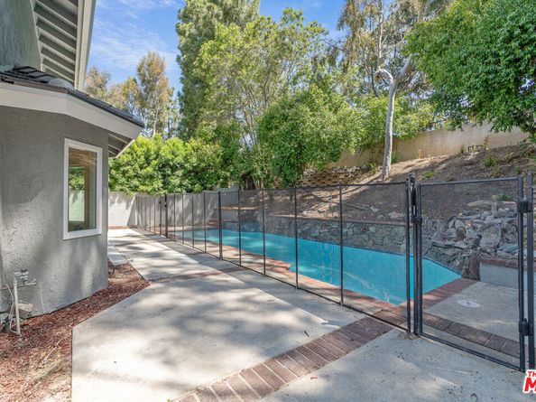 19 Rippling, Irvine CA 92603