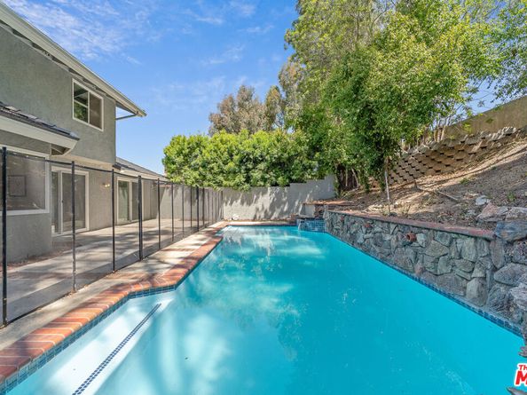 19 Rippling, Irvine CA 92603