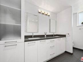 306 Bora Bora Way 202, Marina Del Rey CA 90292