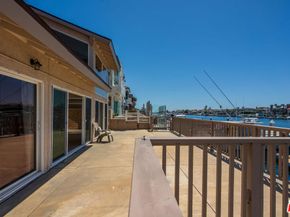 16661 Carousel Lane, Huntington Beach CA 92649