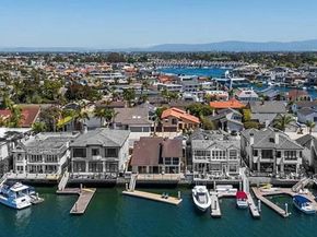 16661 Carousel Lane, Huntington Beach CA 92649