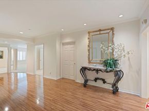 4310 Cahuenga Boulevard 304, Toluca Lake CA 91602