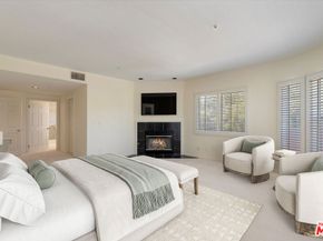 4310 Cahuenga Boulevard 304, Toluca Lake CA 91602