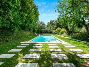 422 Parkwood Drive, Los Angeles CA 90077