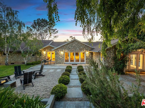 422 Parkwood Drive, Los Angeles CA 90077