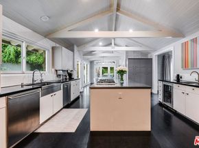 422 Parkwood Drive, Los Angeles CA 90077