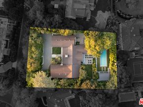 422 Parkwood Drive, Los Angeles CA 90077