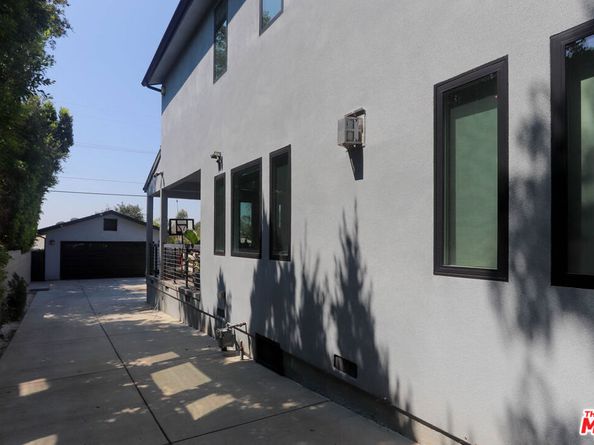 1670 Asbury Drive, Pasadena CA 91104