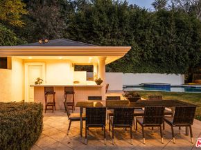 10509 Vestone Way, Los Angeles CA 90077