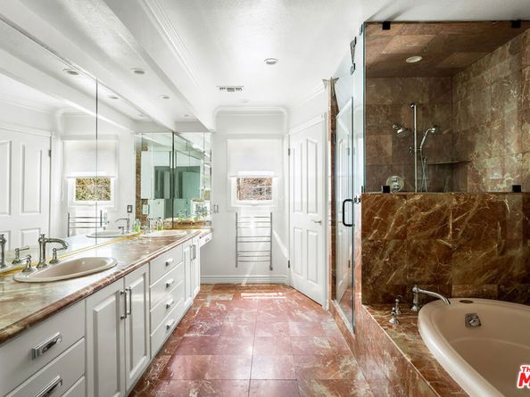 502 Smithwood Drive, Beverly Hills CA 90212