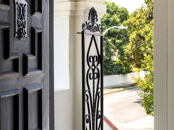 502 Smithwood Drive, Beverly Hills CA 90212