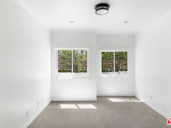 502 Smithwood Drive, Beverly Hills CA 90212