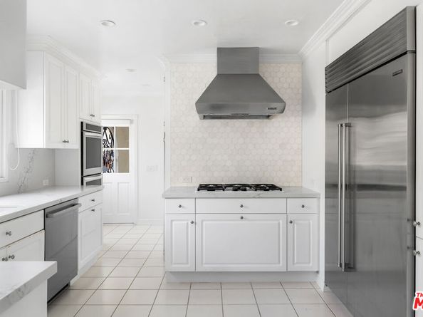 502 Smithwood Drive, Beverly Hills CA 90212