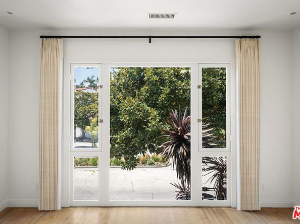 502 Smithwood Drive, Beverly Hills CA 90212