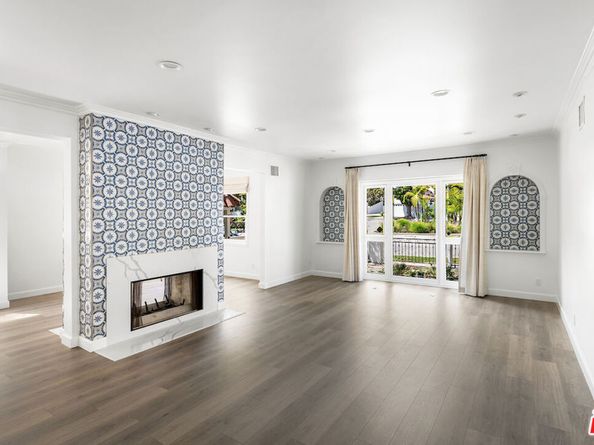 502 Smithwood Drive, Beverly Hills CA 90212