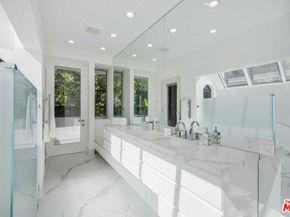 1250 Angelo Drive, Beverly Hills CA 90210