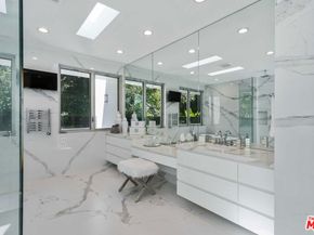 1250 Angelo Drive, Beverly Hills CA 90210