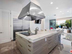 1250 Angelo Drive, Beverly Hills CA 90210
