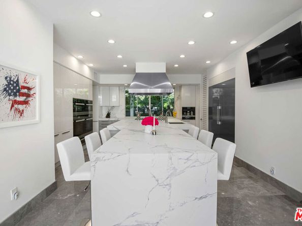 1250 Angelo Drive, Beverly Hills CA 90210